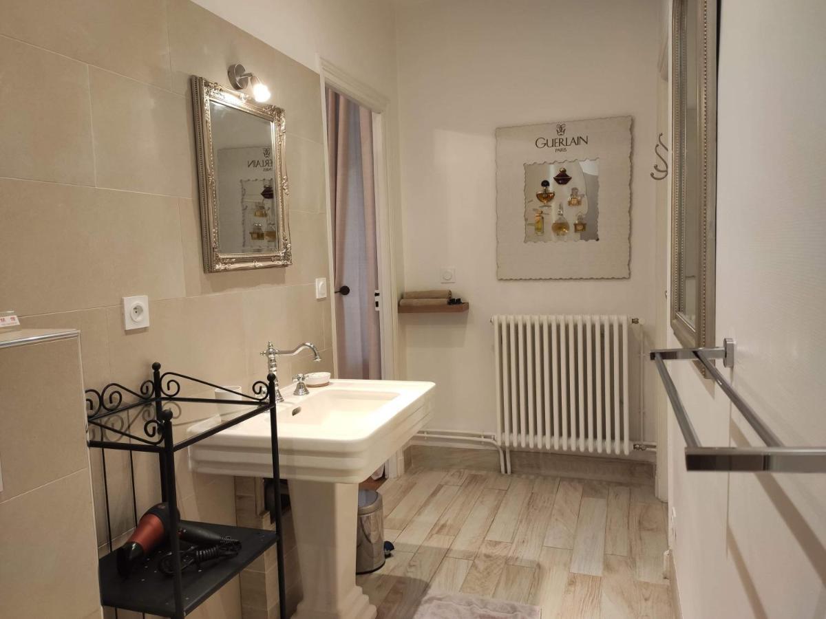 Chambres d'Hôtes Côté Parc-Côté Jardin Nevers Esterno foto
