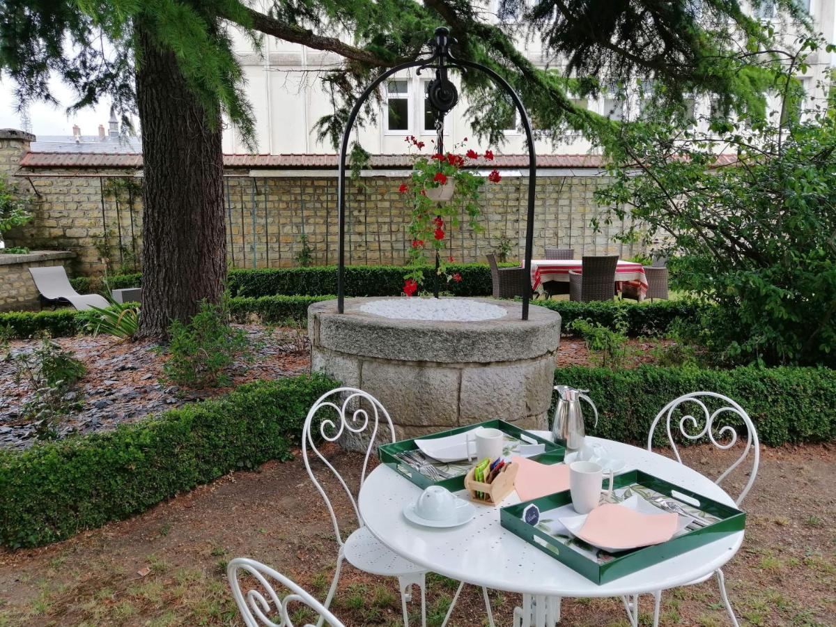 Chambres d'Hôtes Côté Parc-Côté Jardin Nevers Esterno foto