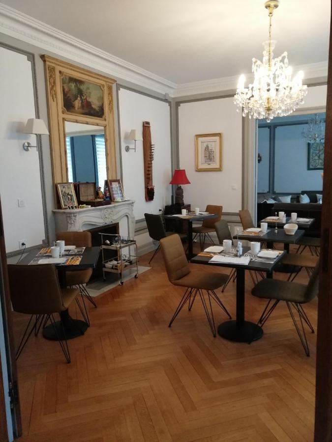 Chambres d'Hôtes Côté Parc-Côté Jardin Nevers Esterno foto
