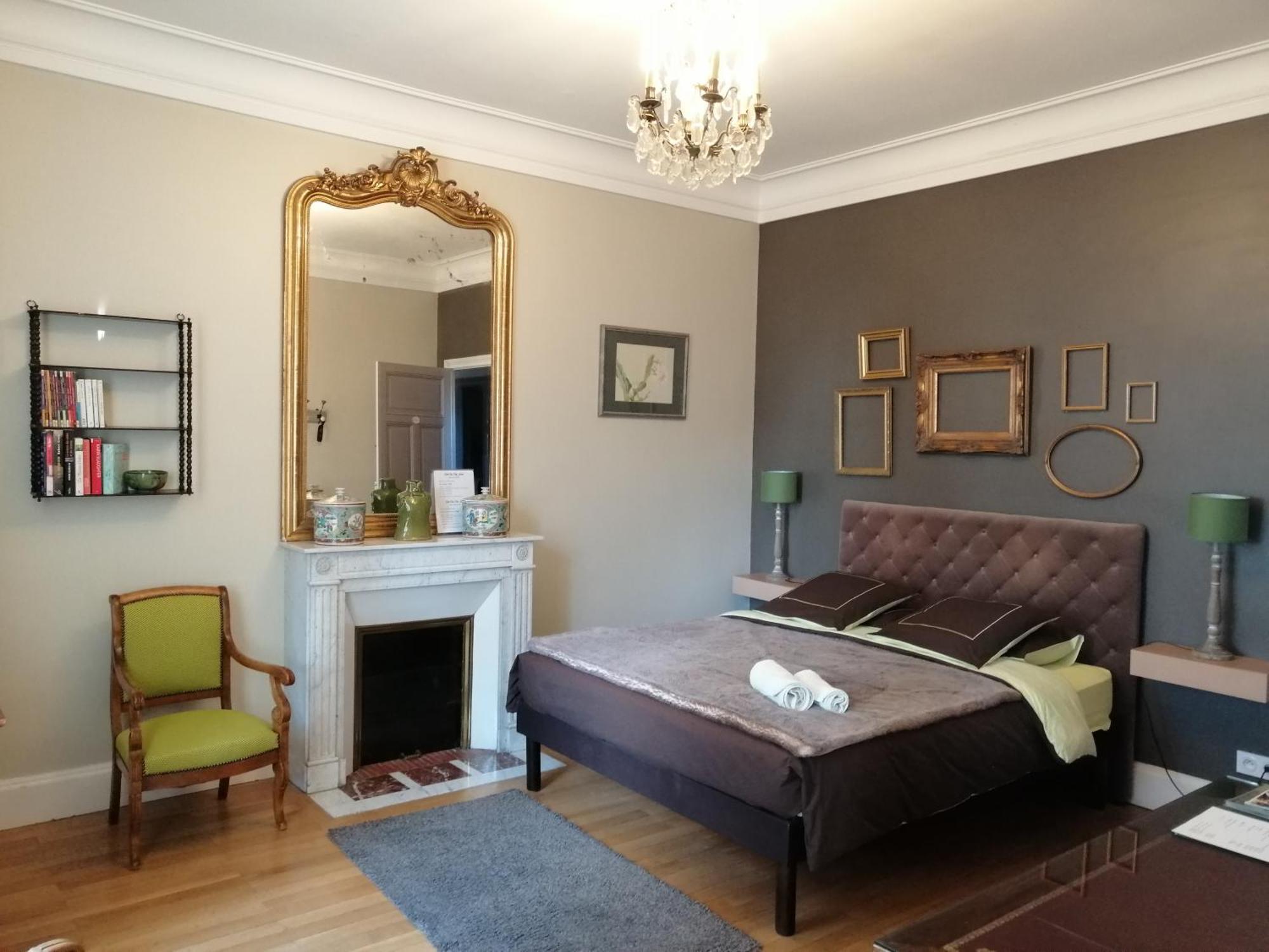 Chambres d'Hôtes Côté Parc-Côté Jardin Nevers Esterno foto